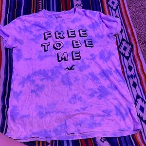 Hollister shirt blue and pink bought for 32 selling for 12$